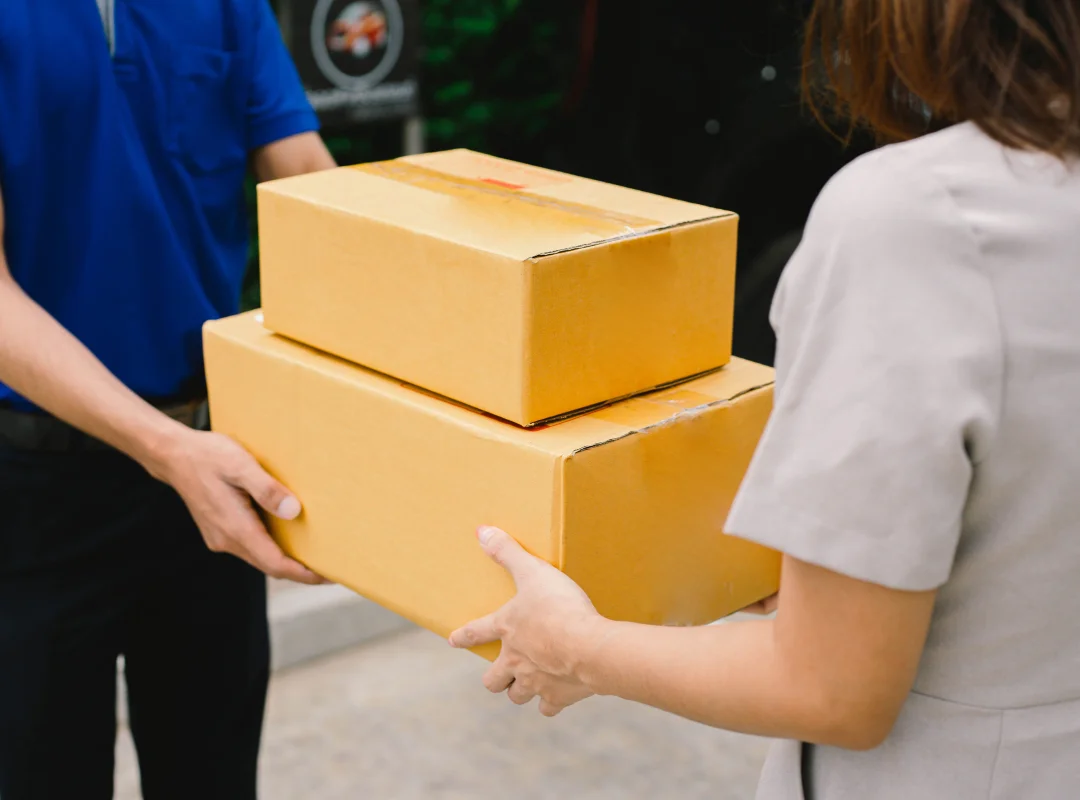 how to arrange a courier